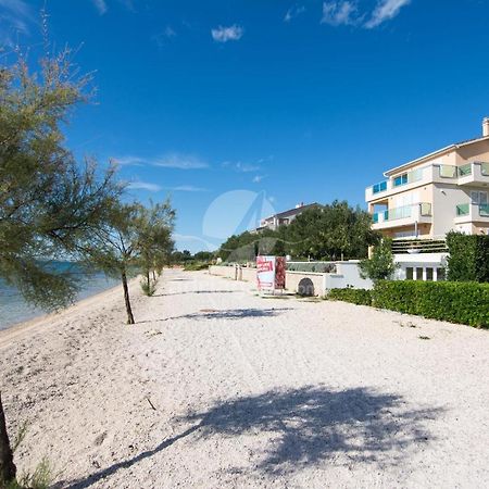 Apartments Citrine On The Beach Biograd Na Moru Buitenkant foto
